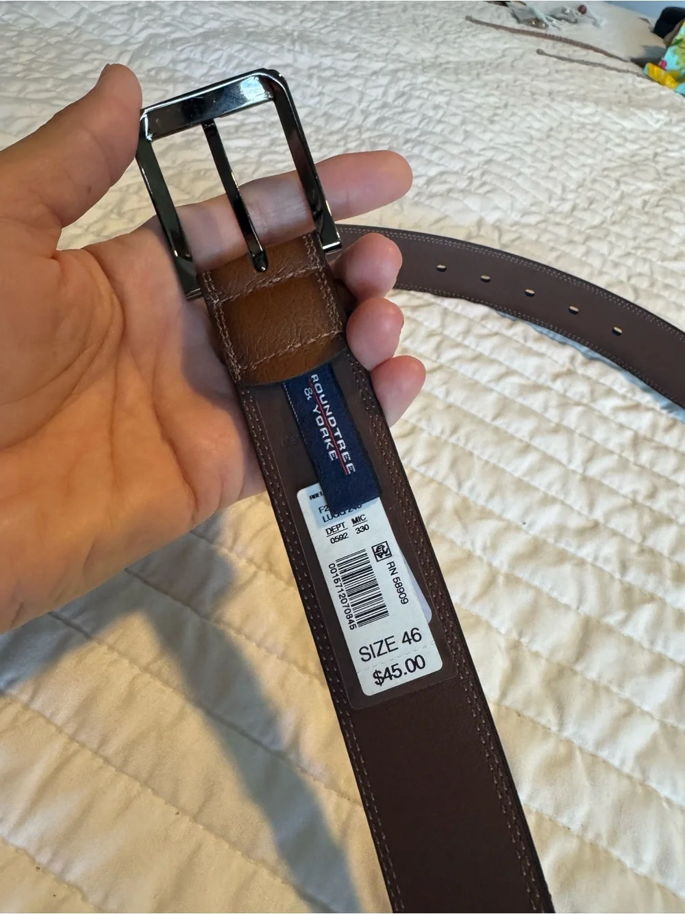 Roundtree & Yorke Brown Leather Belt Size 46 NWT